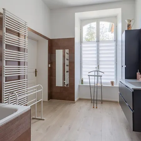 Abbaye De L'etanche - 2 D'hotes - Un Cadre Naturel Exceptionnel - 4* Neufchâteau