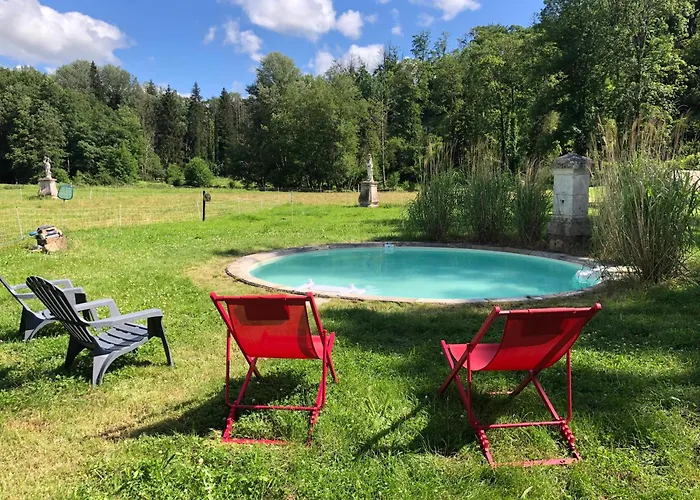 Bed & Breakfast Abbaye De L'etanche - 2 D'hotes - Un Cadre Naturel Exceptionnel - 4*
